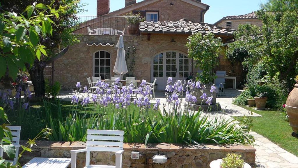 Casa di Leo with pool Villa Radicondoli Bagian luar foto