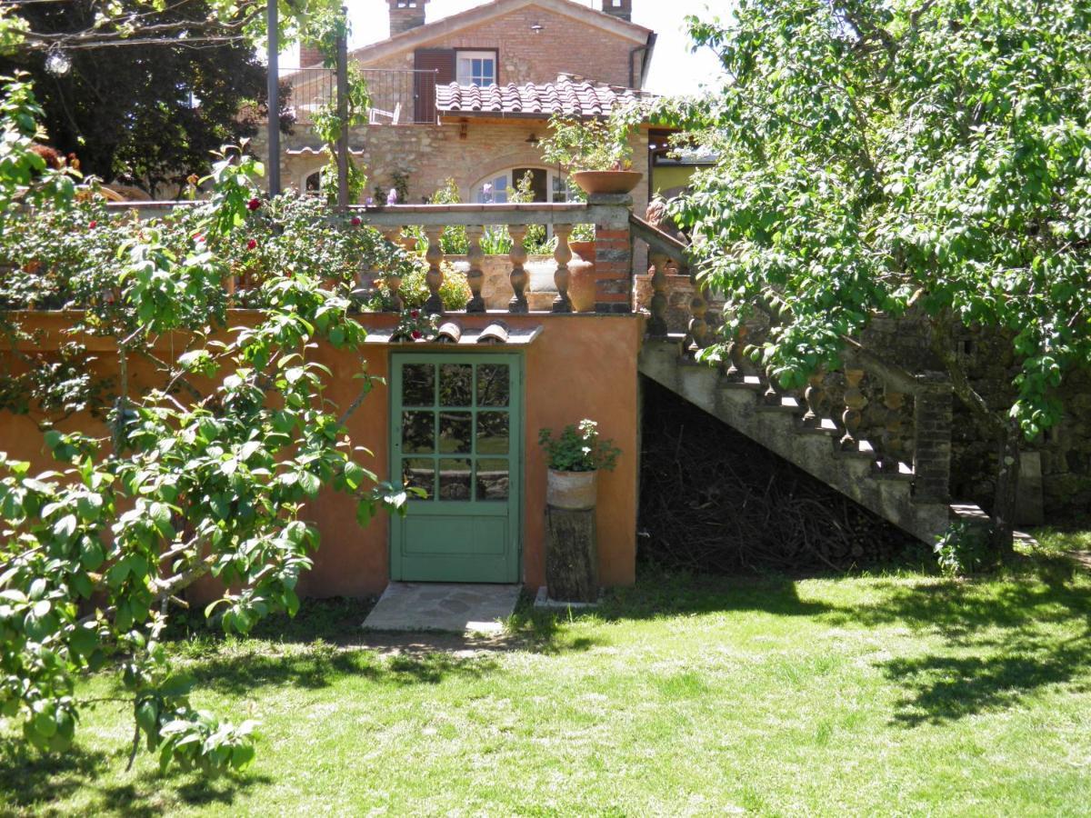 Casa di Leo with pool Villa Radicondoli Bagian luar foto